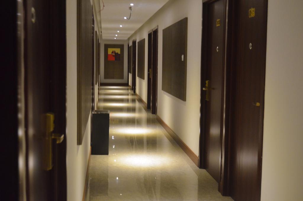 Mustika Gajah Mada Hotel Jakarta Exterior foto