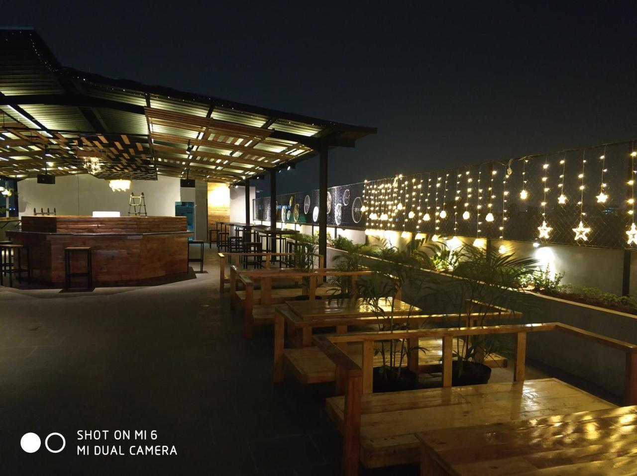 Mustika Gajah Mada Hotel Jakarta Exterior foto