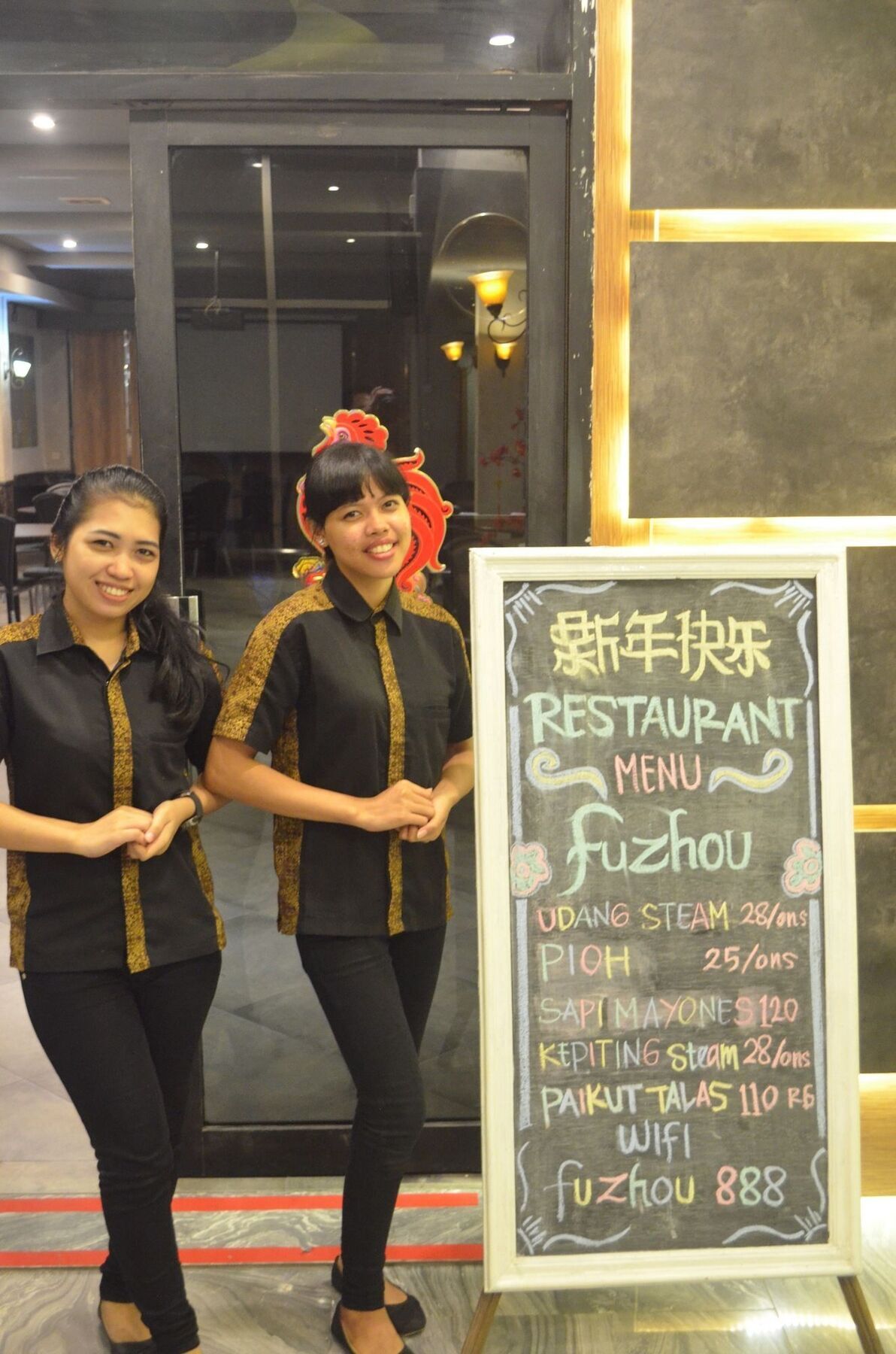 Mustika Gajah Mada Hotel Jakarta Exterior foto