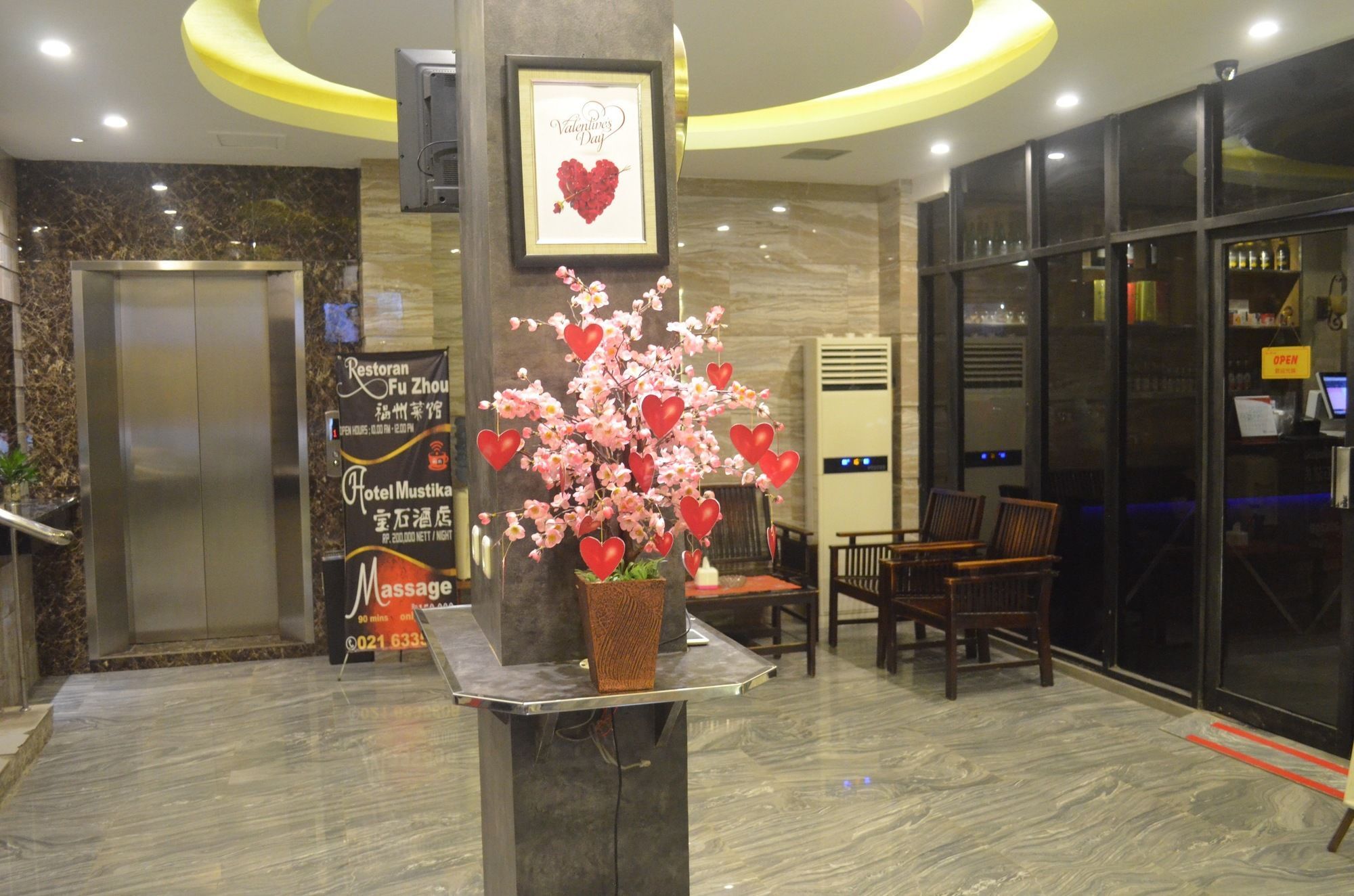 Mustika Gajah Mada Hotel Jakarta Exterior foto